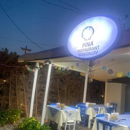 Pina Bungalov Restaurant * Ayvacik (Canakkale)